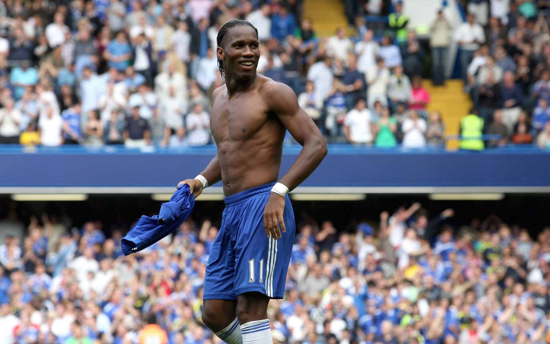 基：全黑队的“稳定器”，无论局势如何变化，他都能保持冷静